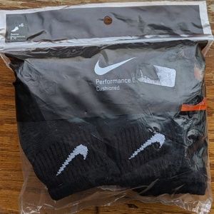 Nike Black Quarter Socks NWT